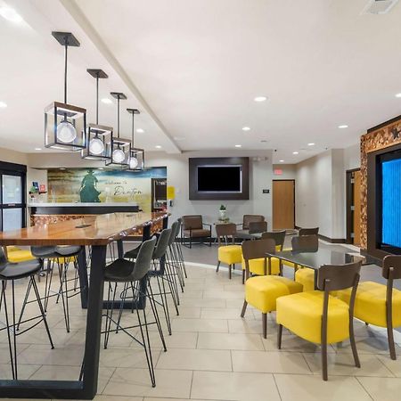 Best Western Plus Denton Inn & Suites Экстерьер фото