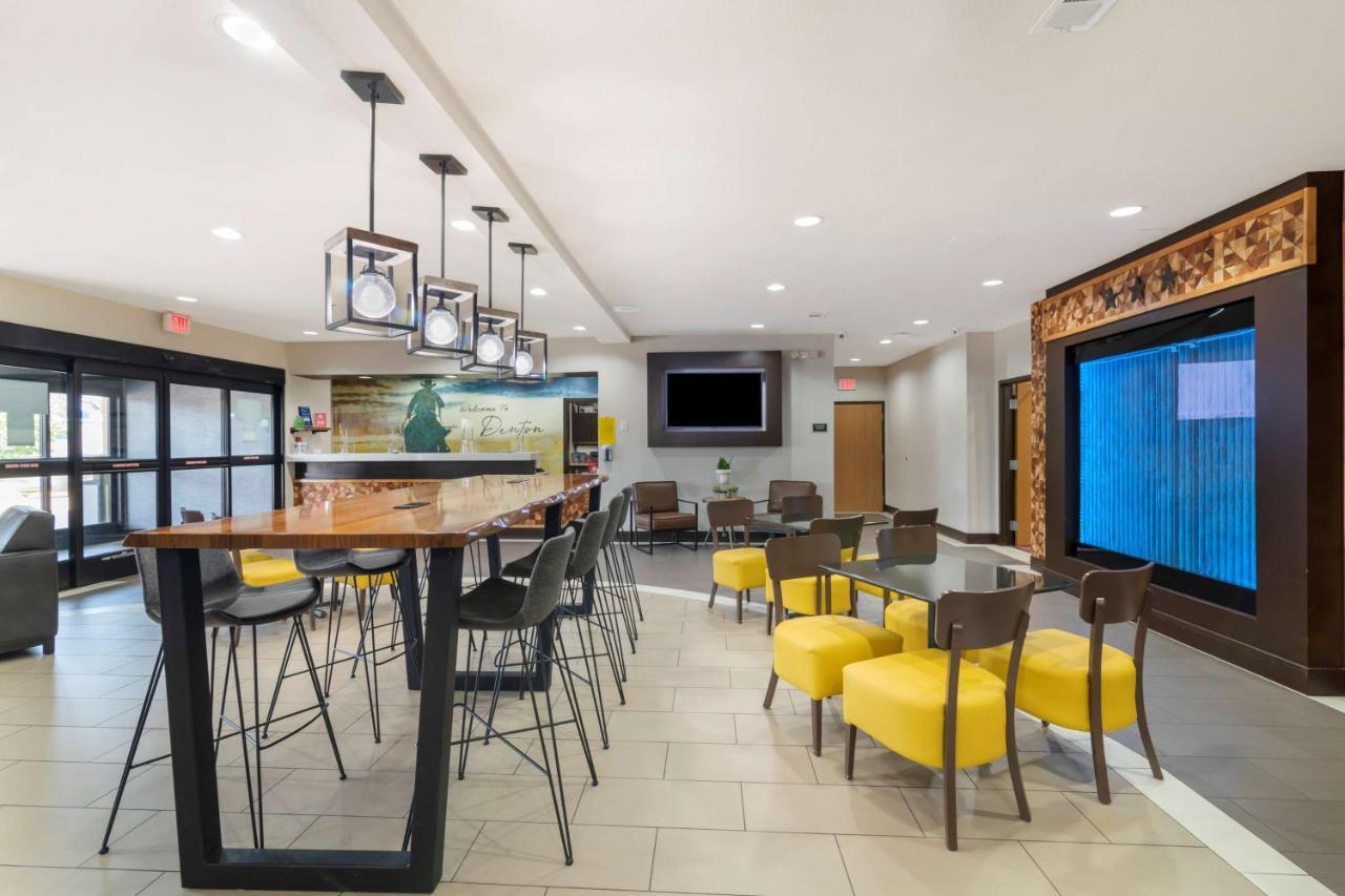 Best Western Plus Denton Inn & Suites Экстерьер фото