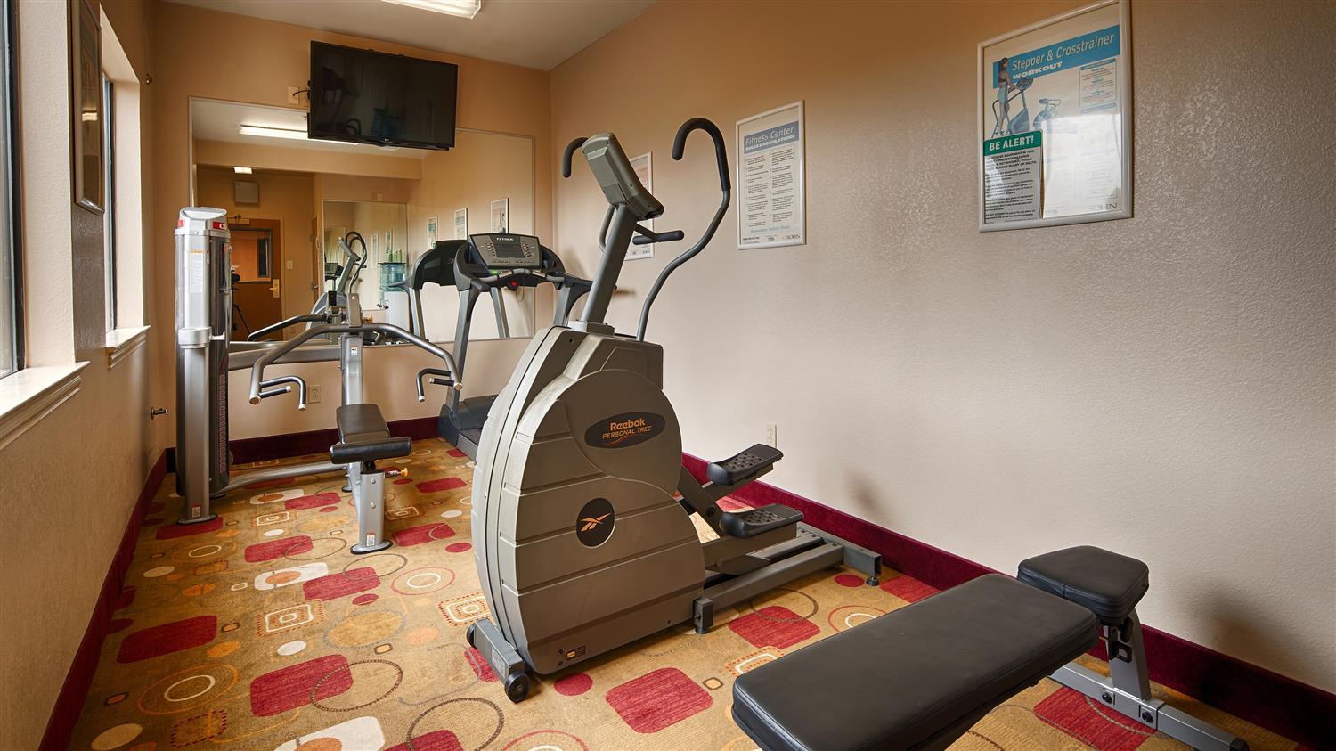 Best Western Plus Denton Inn & Suites Экстерьер фото