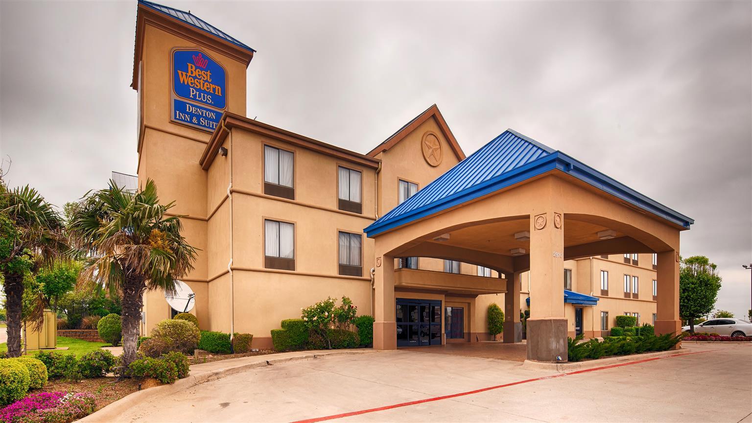 Best Western Plus Denton Inn & Suites Экстерьер фото